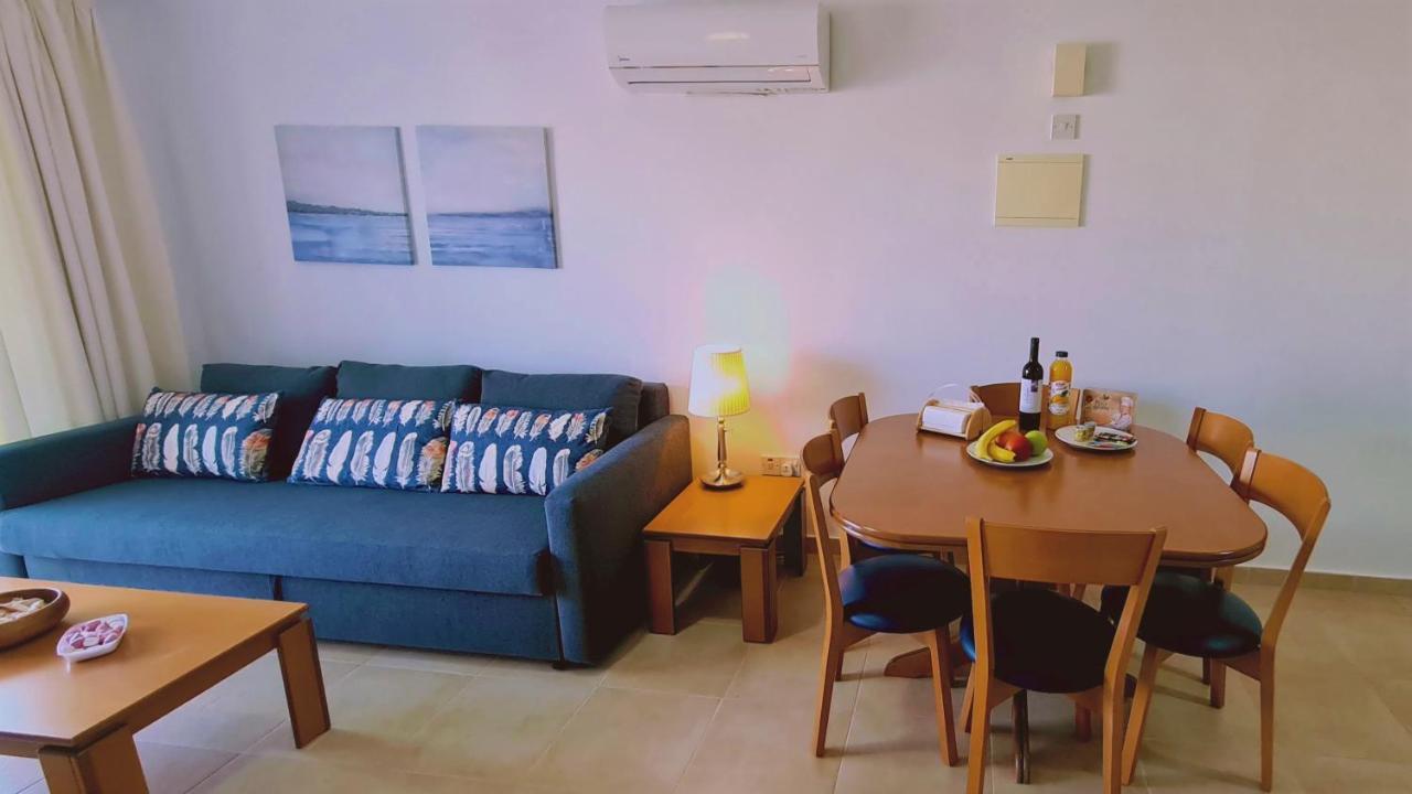 Stay Camelia Apartment Ларнака Экстерьер фото