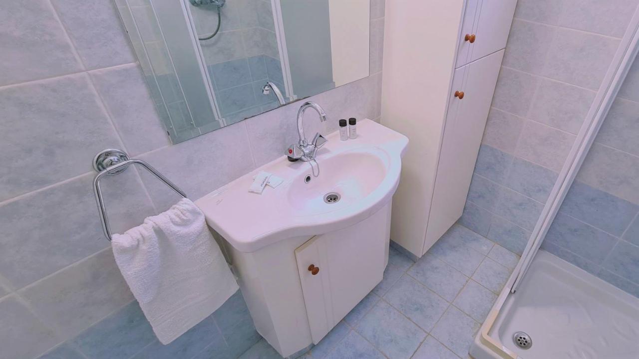Stay Camelia Apartment Ларнака Экстерьер фото